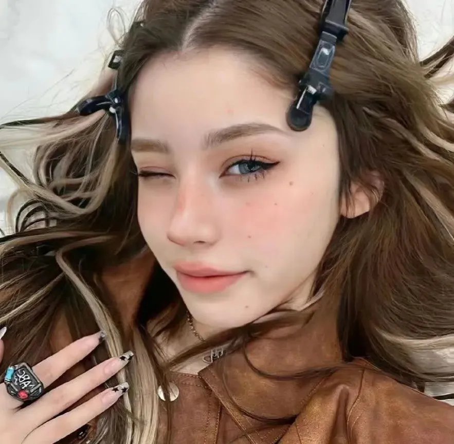 贩肤俗子